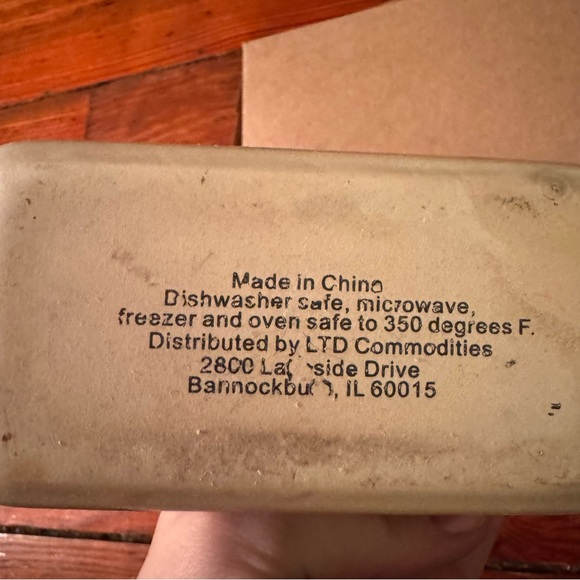 Two Holiday Themed Ceramic Mini Loaf Pans Stockinggs & Wreaths Garden Ridge - Picture 8 of 12